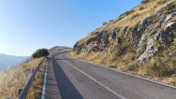 Fotografija s spletne strani WilliSt na poti