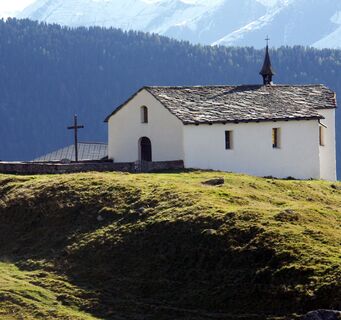 Alpe Bäll mit Kirche