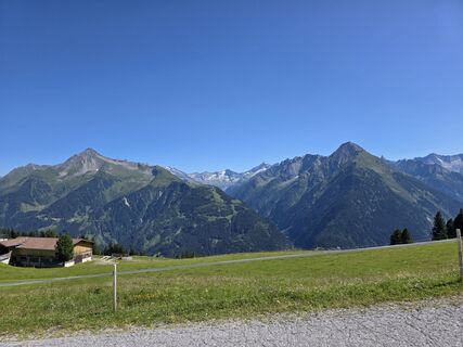 Foto von Steven Karolien Taghon Leroy entlang der Tour