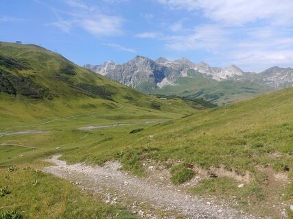 Fotografija s spletne strani Iris Perkmann na poti