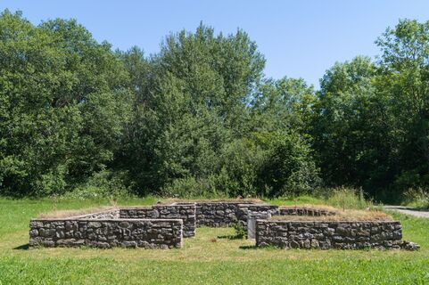 Eifelspur Kräuterpfad - Römischer Tempel