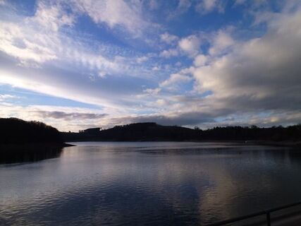 Dämmerung am Hennesee