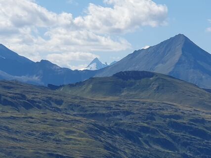 Photo de Marie-Louise Kohn le long du parcours