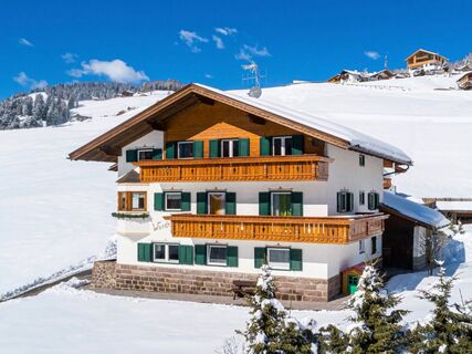 Apartment Michaela-Wurdengeja