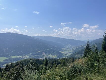 Foto von Hanza entlang der Tour