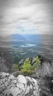 Foto von Don Alessandro Sohn der Berge entlang der Tour