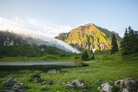 Körbersee mit Juppenspitze