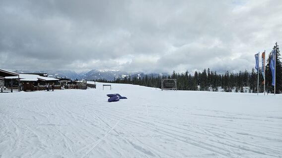 Fotografija s spletne strani Robert8992 na poti