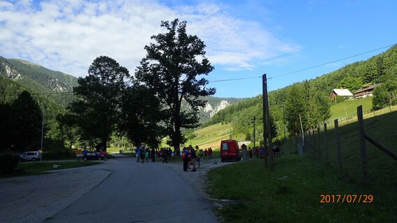 Wanderbeginn am Parkplatz