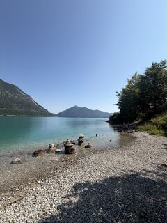 Fotografija s spletne strani S S 7 na poti