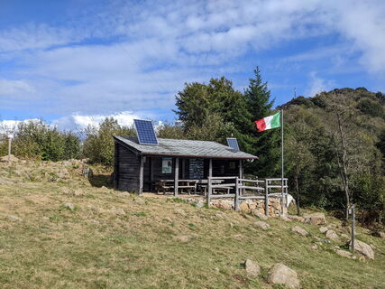 Schutzunterkunft am Croce-Pass