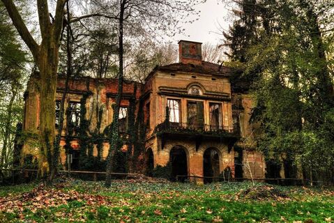 Herrschaftliches Haus auf dem Weg