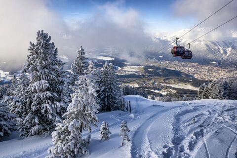 Patscherkofelbahn neu im Winter.jpg