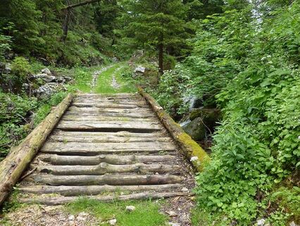 Brücke über den Fobisbach