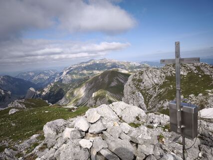 Fotografija s spletne strani Hakuna Matata na poti
