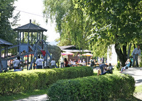 Schloss und Tierpark Rosegg
