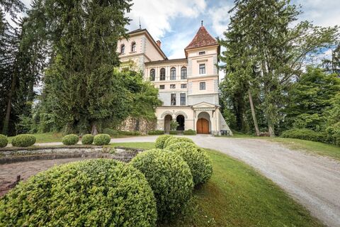 Schloss Greißenegg_Vorderseite