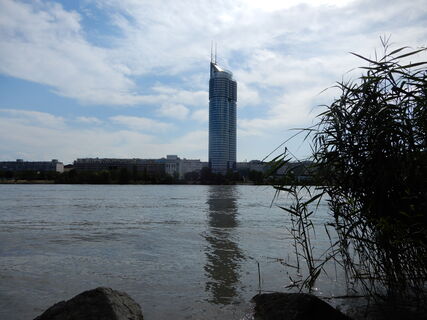 U6 Station Neue Donau - U2 Donaustadtbrücke