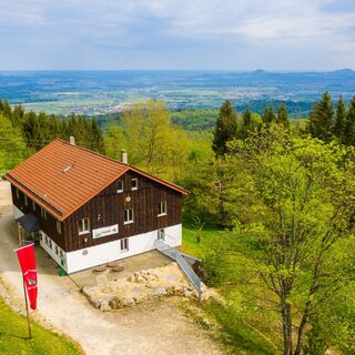Drohnenaufnahme vom Bosslerhaus