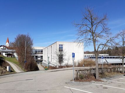 Parkplatz an der schule