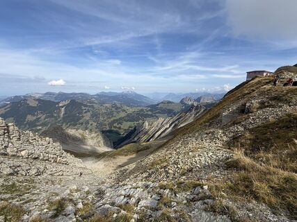 Fotografija s spletne strani Arges17 na poti