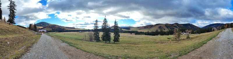 Fotografija s spletne strani Hakuna Matata na poti