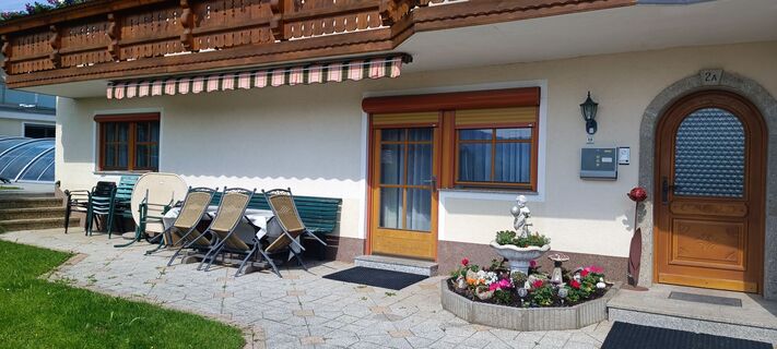 Ferienwohnungen und Privatzimmer Eisbauer