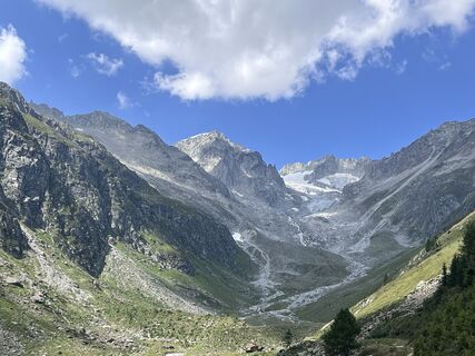 Foto da Simon Oeschger lungo il tour