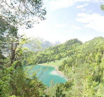 Blick auf Alatsee und Weißensee