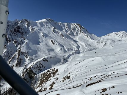Fotografija s spletne strani Joy Casser na poti