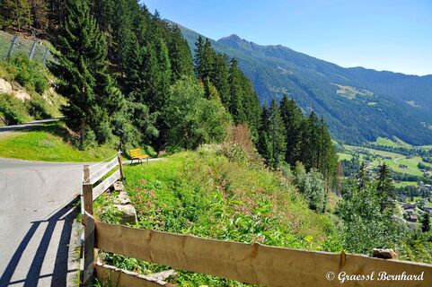 Kurze Pause mit Rastmöglichkeit.