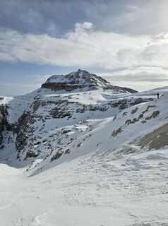Zdjęcie z Nedžad Jušić wzdłuż trasy