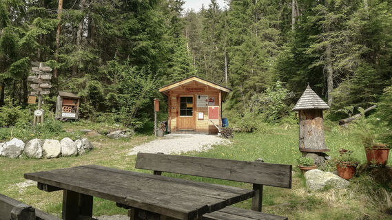 Bienenhotel