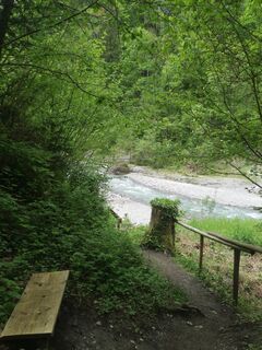 Fotografija s spletne strani Waldläufer na poti