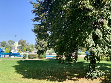 Parkbad, Schönkirchen-Reyersdorf, Weidenbachrunde