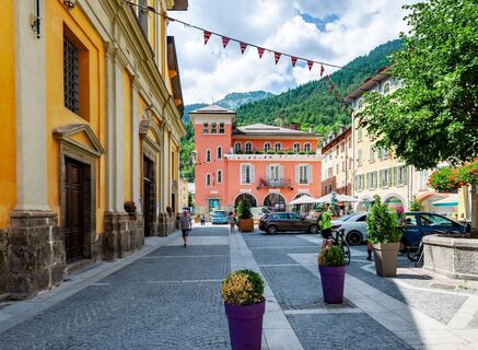 Place St-Etienne-de-Tinée