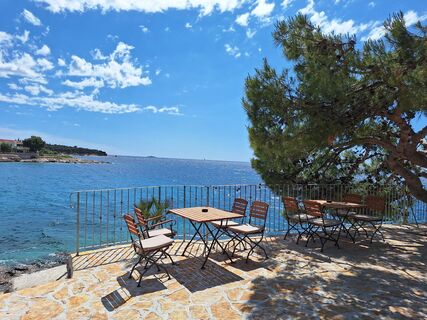 Fotografija s spletne strani Monika Stmk na poti