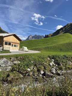 Foto von cine entlang der Tour