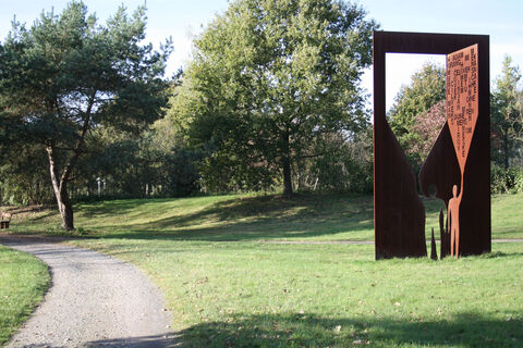 Bronze Statue im Park