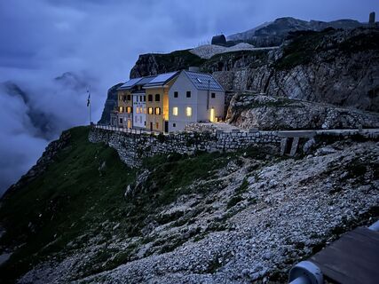 Fotografie de la Natale Maffioletti de-a lungul turului