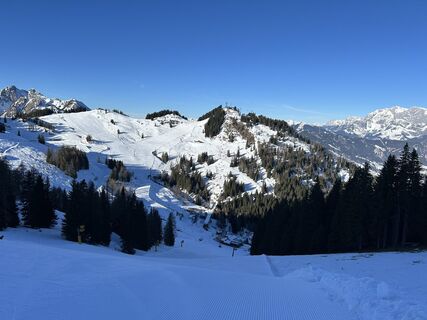 Fotografija s spletne strani Gordan Pavlovic na poti