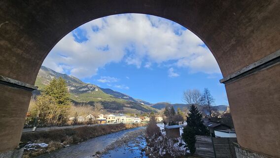 Fotografia z Alexandra Stani na trase