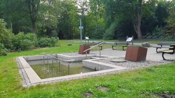 Kneipp Tretbecken im Landschaftsgarten Bad Salzuflen 
