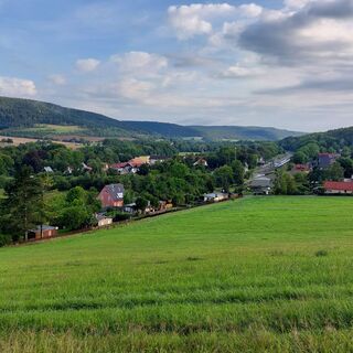 Plaue, Blick über Bahnhof in Richtung Arnstadt