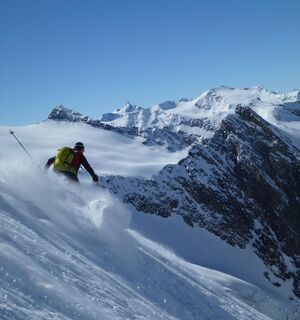 Abfahrt durch die Hochfirst-Nordflanke