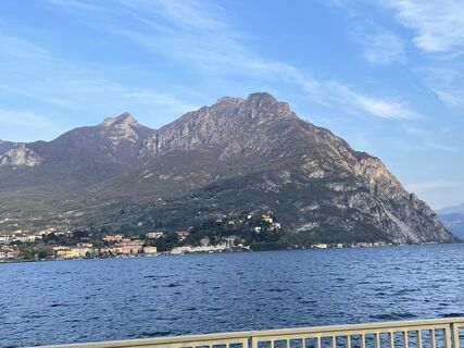 Fotografija s spletne strani Alexandra von Rheinbaben na poti