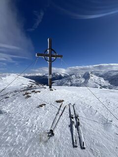 Zdjęcie z Patrick Kohlhofer wzdłuż trasy