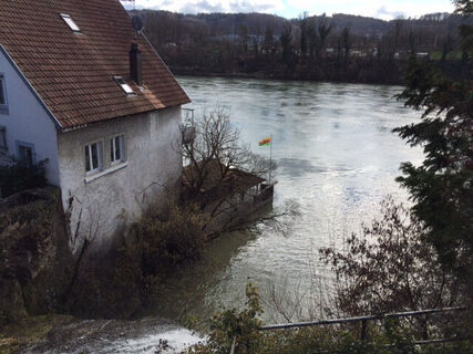 Warmbacher Wasserfall von der Straßenbrücke aus