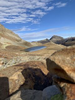 Fotografia z Simon Liranzo na trase