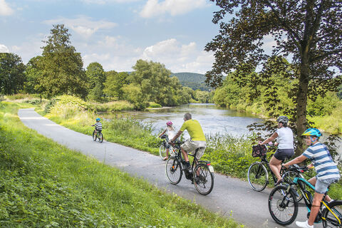 Radtour mit der Familie entlang der Sieg